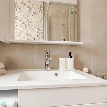 Piste & Terrace - With Parking Appartement