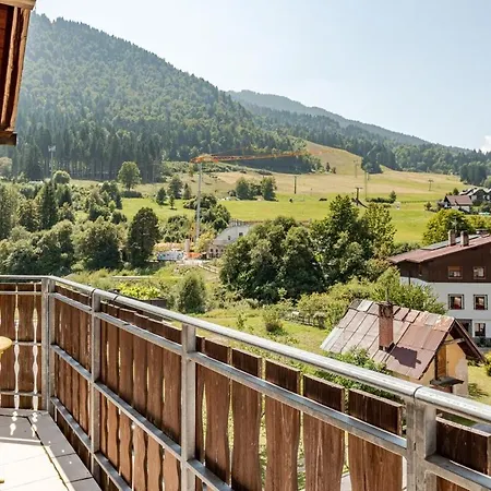 Piste & Terrace - With Parking Appartement