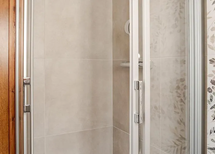 Piste & Terrace - With Parking Lägenhet *